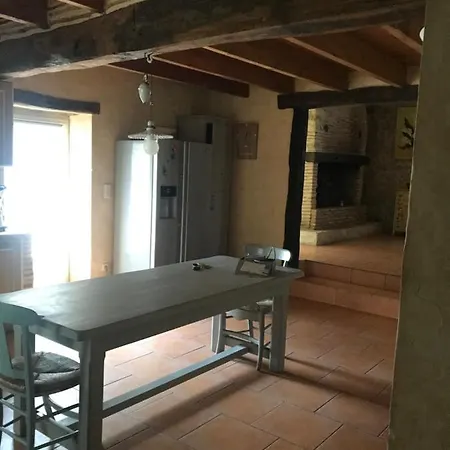 Casa de Férias Ferme Restauree De Vacance