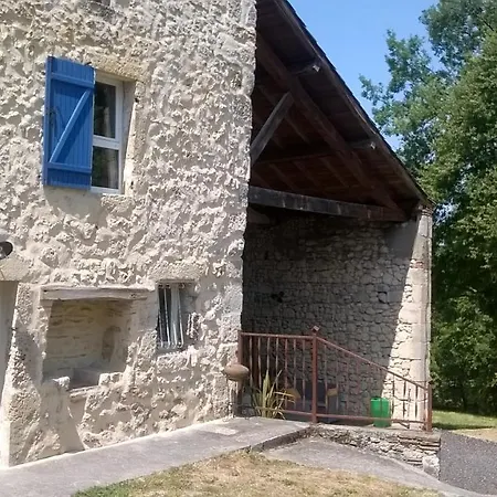 Ferme Restauree De Vacance Holiday home *